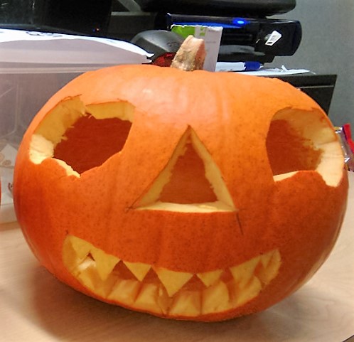 richards-2015-carved-pumpkin